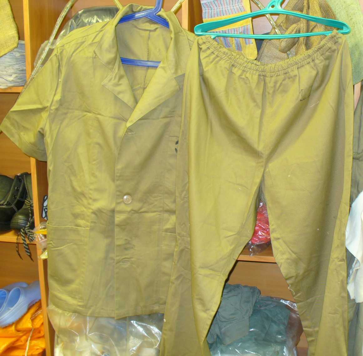 Костюм рабочий штаны и курткой с короткими рукавами